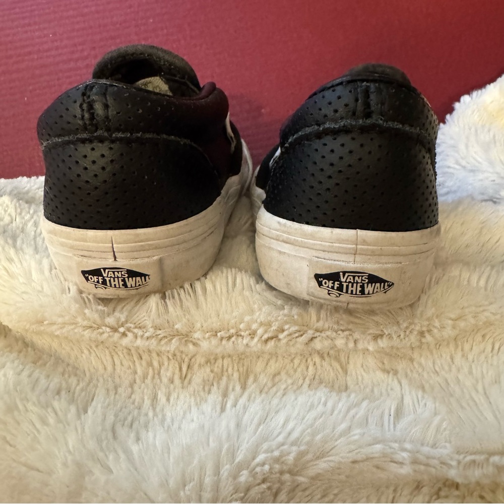 Vans Off The Wall Slip On Kids Black Shoes Size Toddler 5 Faux‎ Leather - Picture 5 of 6